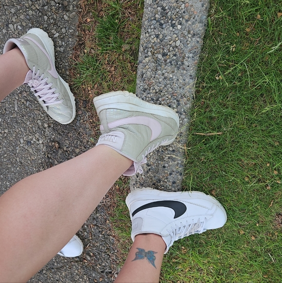 NWT & GUC Comfy pieces, and I ❤️ buying bundles! - Picture 13 of 14